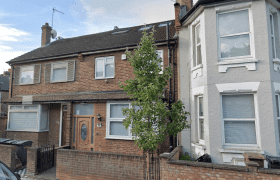 Home with planning permission for discharge of conditions Stoke Newington. Get Haringey Planning Permission today with Sam Planning Services.
