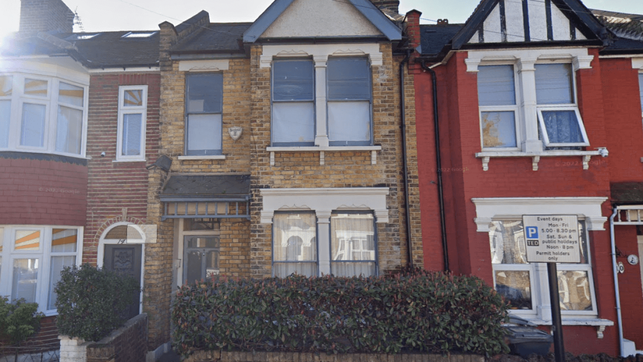 This home has submitted planning applications Haringey for Certificate Of Lawfulness For Established Use.