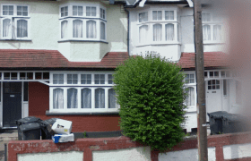 Approval to build a 6 meter rear extension