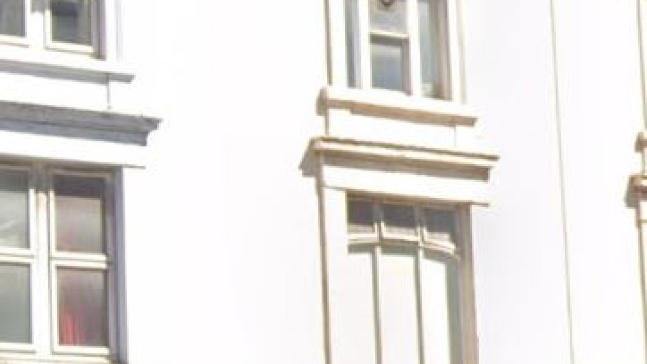 Planning approved to alter the shopfront in Edgeware