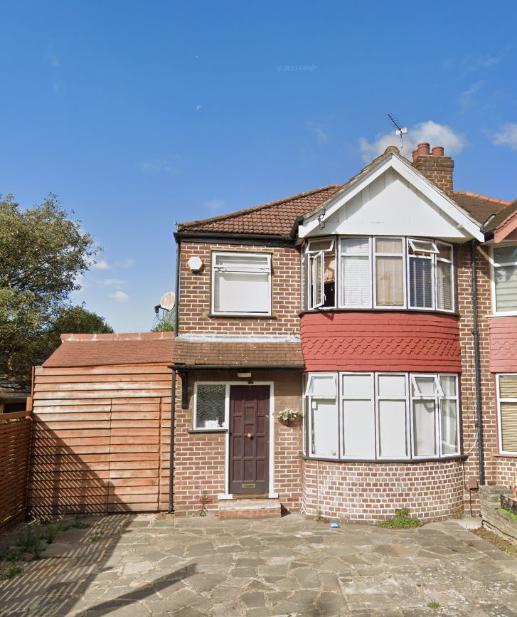 Change of use from a Use Class C3 to a Use Class C4 in Ealing