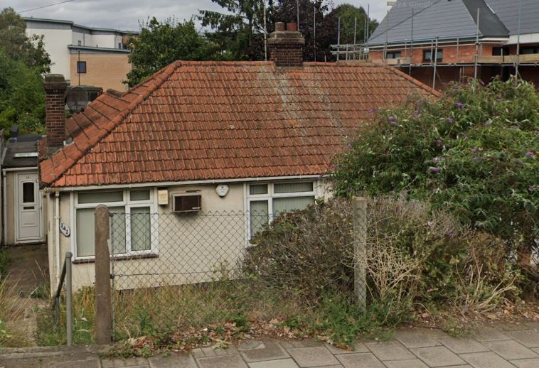 Planning granted to change the use of a property from C3 to C4 in Enfield